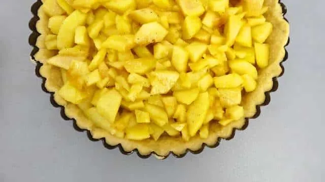 My best apple pie recipe ever: sugary baked soft apples in a crunchy homemade pie crust... A classic pie made from scratch!