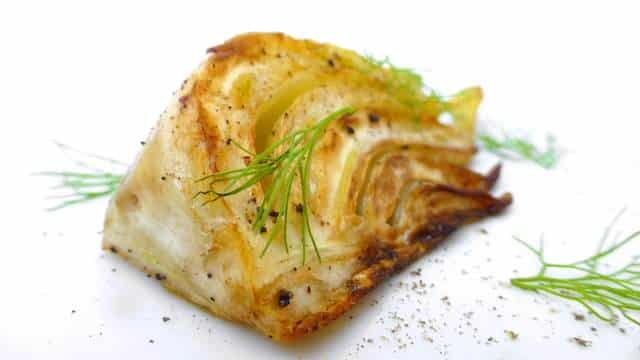 Braised fennel: crunchy fennel slices braised briefly in white wine... A great side dish for all kinds of beef, fish pork or chicken dishes. Eat your greens!