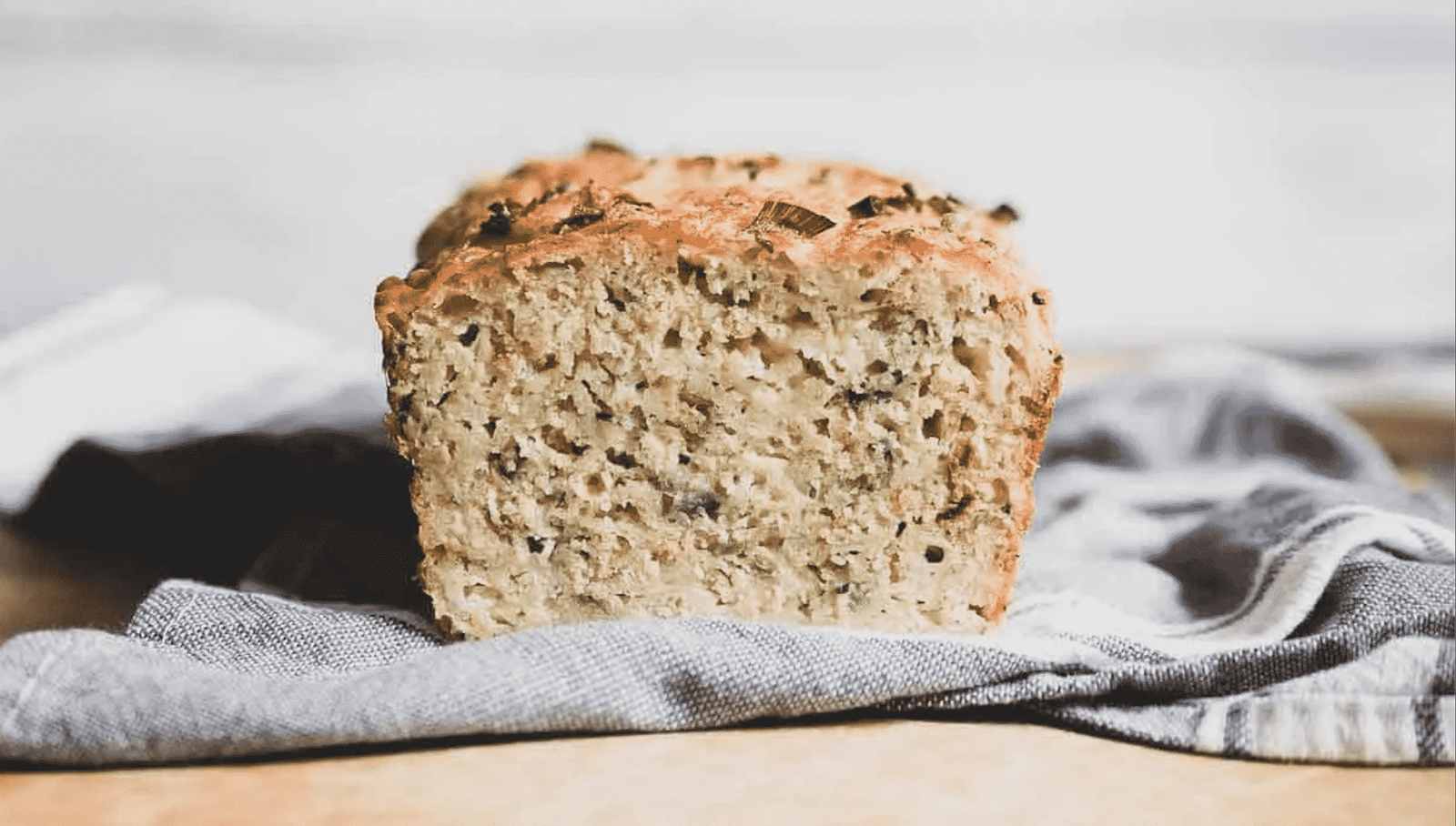 Leftover zucchini in your fridge? Turn it into a fluffy bread! Check out these 20 best zucchini bread recipes by fellow food bloggers...