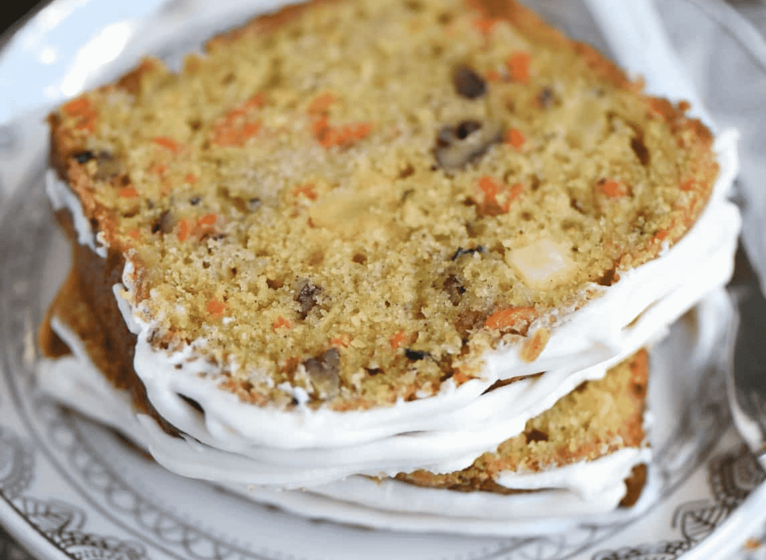Leftover zucchini in your fridge? Turn it into a fluffy bread! Check out these 20 best zucchini bread recipes by fellow food bloggers...