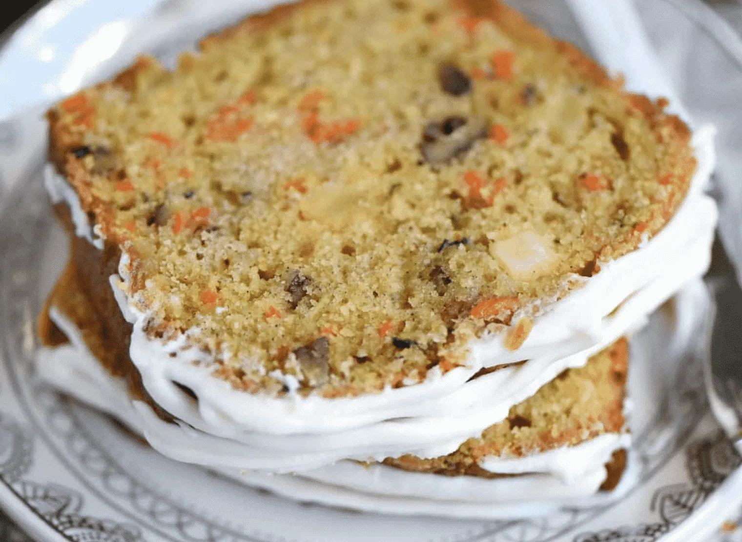 Leftover zucchini in your fridge? Turn it into a fluffy bread! Check out these 20 best zucchini bread recipes by fellow food bloggers...
