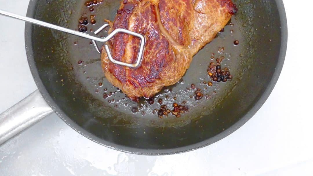 Homemade creamy anchovy butter recipe: learn how to make fresh anchovy at home! Great to put on top of a sizzling cooked steak!