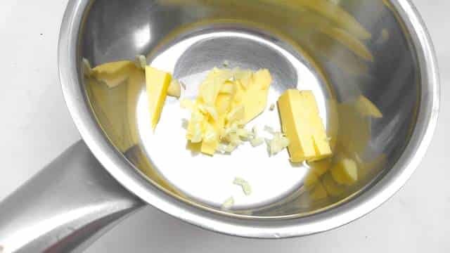 Zesty spaghetti with buttery orange and canned sardines recipe... Sunny, fresh and delicious! You are in for a real surprise...