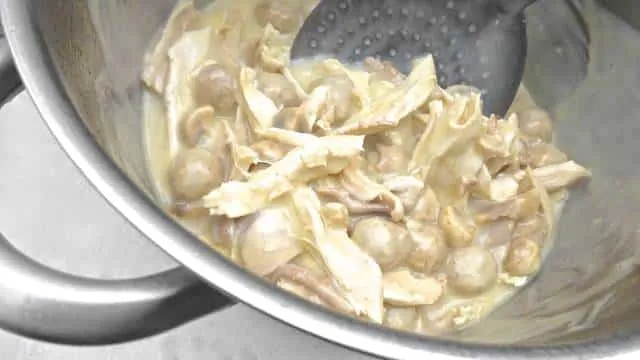 Best Chicken Vol Au Vents Recipe Savory Belgian chicken vol au vents: shredded chicken with veal meatballs and mushroom in a creamy white sauce... Classic!