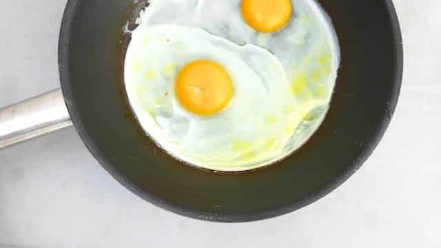 Nyonya eggs belanda or... fried eggs in a sweet and sour tamarind gravy! This is a great food memory from Penang, Malaysia.