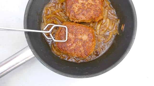 My classic beef hamburger steaks with a good old-fashioned onion gravy... Serve them with golden fries and a crisp green salad!