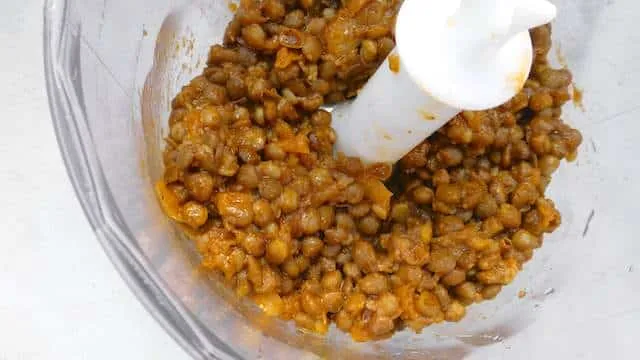 Twenty minutes is all it takes to make this gorgeous little lentil dip! Serve it for lunch with a slice of toast or as a dipping sauce...