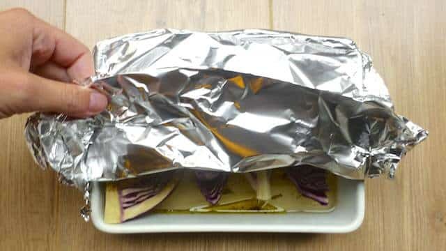 Here's a surprisingly easy vegetable roast recipe! Roasted red cabbage with tarragon butter, what a great vegetable side dish!!