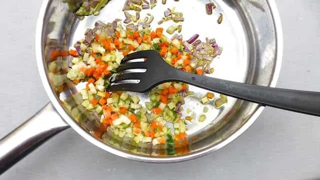 Crunchy vegetables and lentils in a creamy mustard and honey sauce, the perfect French lentil salad and a great side dish!