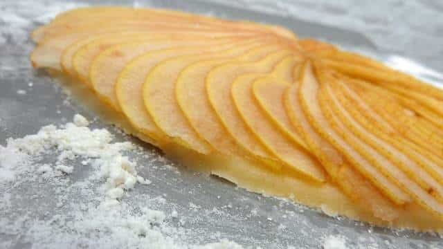 Pear tart recipe: my version of a French pear tart! Make sure to pick a firm pear variety that is perfect to cook with or this tart will be mushy!