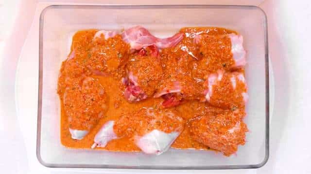 Delicious rabbit in salmorejo sauce, a Canarian signature dish! Try out this Spanish delight: very few ingredients needed!