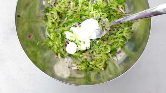 My leftover cooked salmon salad Recipe with cucumber, yogurt, lentils and mint! This is a fresh and wholesome lunch salad!