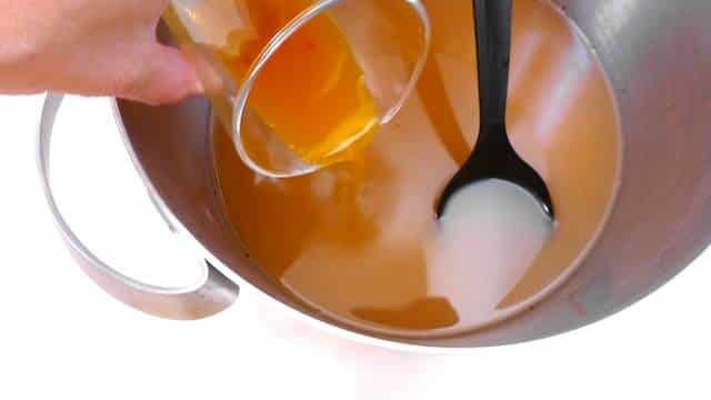 Here is a flavorful shrimp soup recipe with saffron and crunchy cauliflower florets in a delicious homemade shrimp stock...
