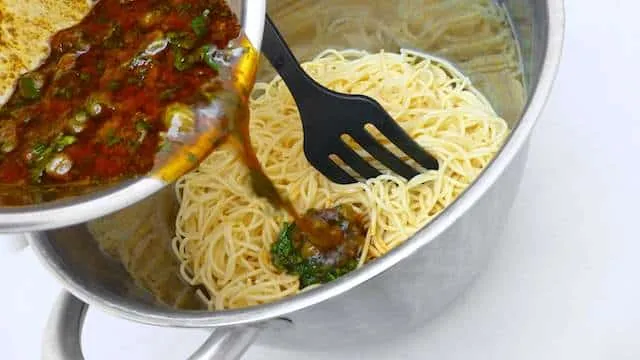 Easy Spicy Pasta with Harissa Paste Red alert: this hot and spicy pasta bowl of al dente spaghetti, salted capers, olive oil and harissa paste is so addictive!