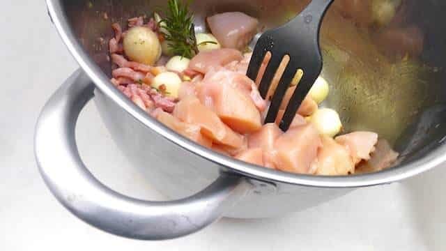 Chunky turkey stew with silverskin onions, bacon, sour cream and Belgian kriek or cherry beer... What a lovely autumn stew!
