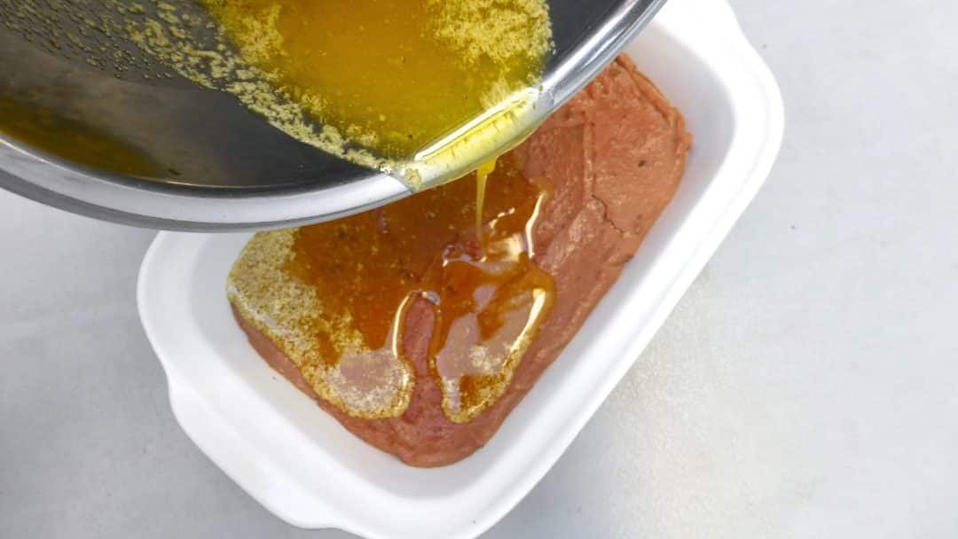 Here's a super creamy homemade chicken liver pate with butter and juniper berries. Also check out my sin free chicken liver parfait! What a delicious spread...