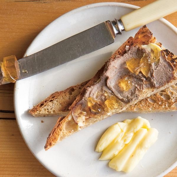 Here's a super creamy homemade chicken liver pate with butter and juniper berries. Also check out my sin free chicken liver parfait! What a delicious spread...