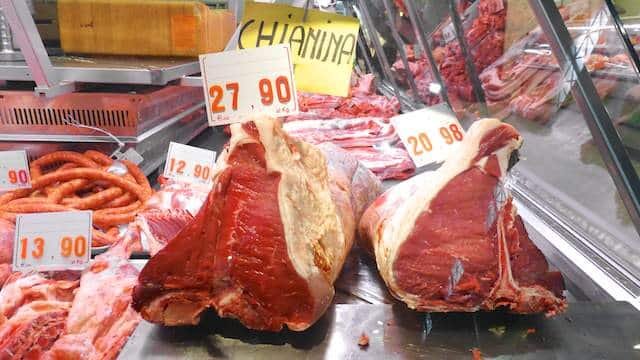 Lunch at trattoria Sergio Gozzi in Florence! Here's a great restaurant to try the world famous bistecca alla Fiorentina...