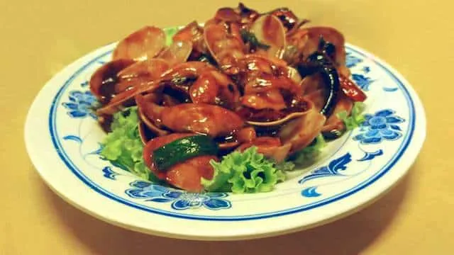 What to eat for dinner at the night food stalls of I Love You Cafe Batu Ferringhi... So many dishes to choose from! Let me help you decide.