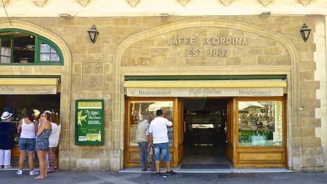 Maltese sweet treats at Caffe Cordina, Valletta. Does Gagħaq ta’ l-għasel or quarezimal ring a bell? Then read about our visit to this coffee shop!