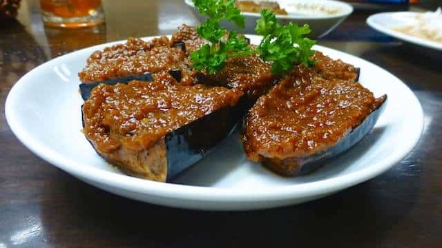 Dinner at Nyonya Breeze in Penang! Have you had nyonya food before? We flat out fell in love with the complex flavor combinations.