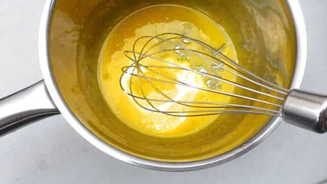 Creamy lemon sabayon spaghetti with egg yolk, my personal pasta al limone recipe! Based on a delicious recipe from Italian chef Maria Landis.