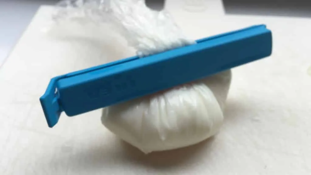 How To Make Perfect Poached Eggs Ever heard of the Arzak egg? Here's how to make perfect poached eggs: take a look at this easy cling film method with pictures!