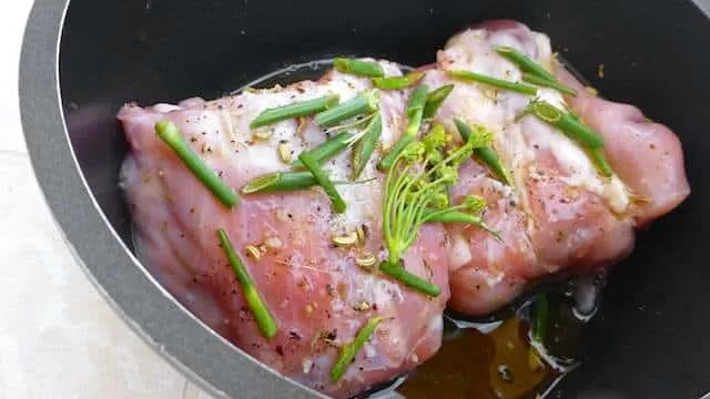 Fenek or rabbit, a Maltese specialty! Do you like rabbit? Then you definitely want to read all about the classic Maltese dish!