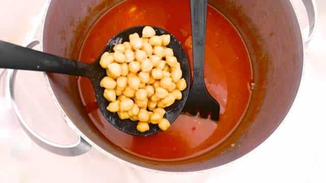 This smoky chickpea stew with pork belly is my take on the traditional garbanzas canarias, also known as garbanzas compuestas