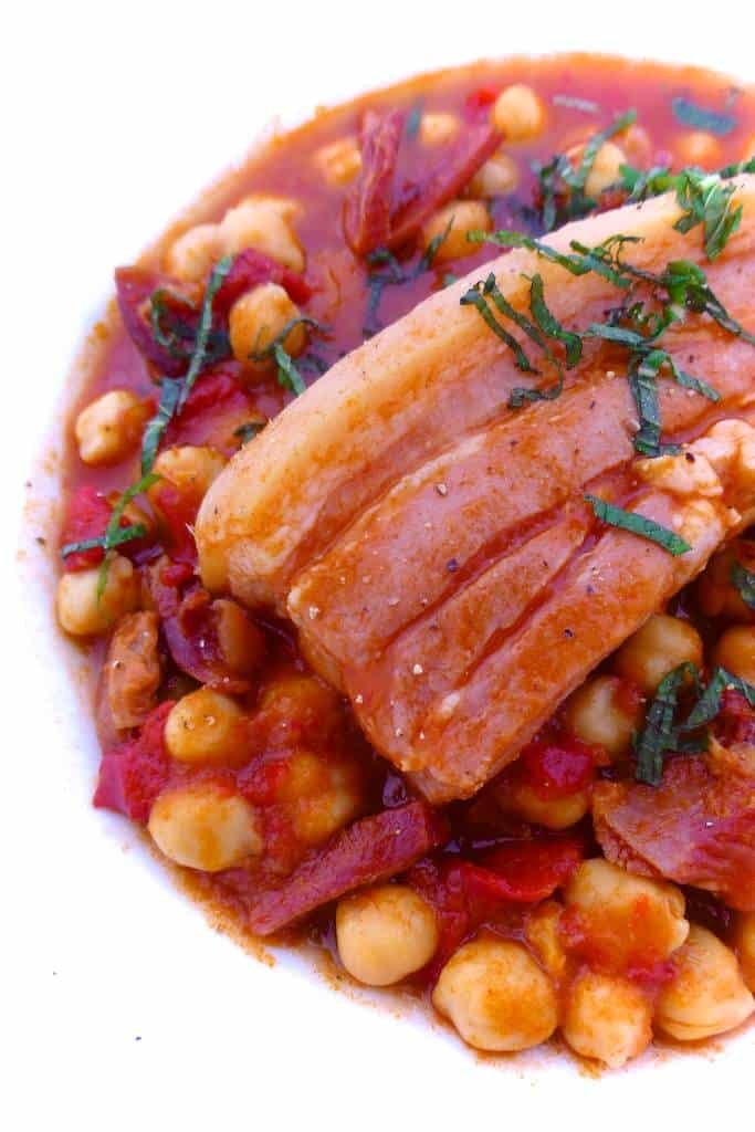 This smoky chickpea stew with pork belly is my take on the traditional garbanzas canarias, also known as garbanzas compuestas