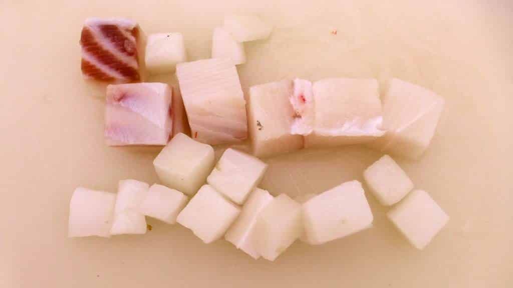 You would be surprised to see how easy it is to prepare this fish and seafood soup with a homemade prawn broth from scratch!