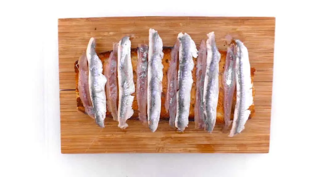 Best Tosta Matrimonio (Anchovy Toast) Crunchy Spanish tosta matrimonio or pickled anchovies and salted anchovies on a slice of pan con tomate, the perfect wedding!