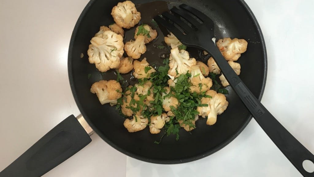 Crunchy vegetables in a simple oyster and fish sauce marinade... this Thai cauliflower stir fry is a quick and healthy side dish!