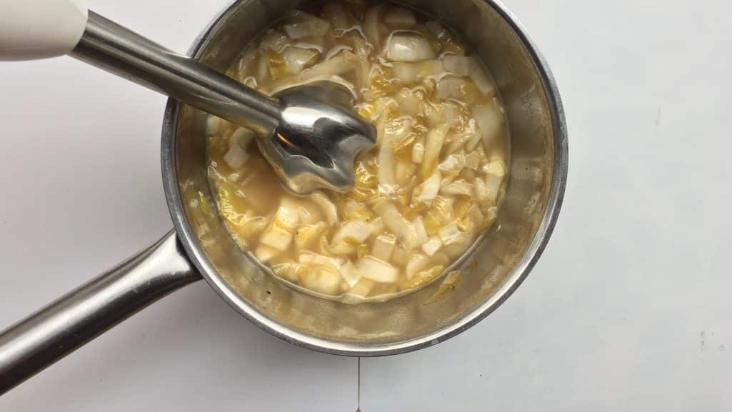 Top notch Belgian products in this beer and endive soup! Fresh endives, grey North Sea shrimp, a local strong ale and grated Belgian trappist cheese!