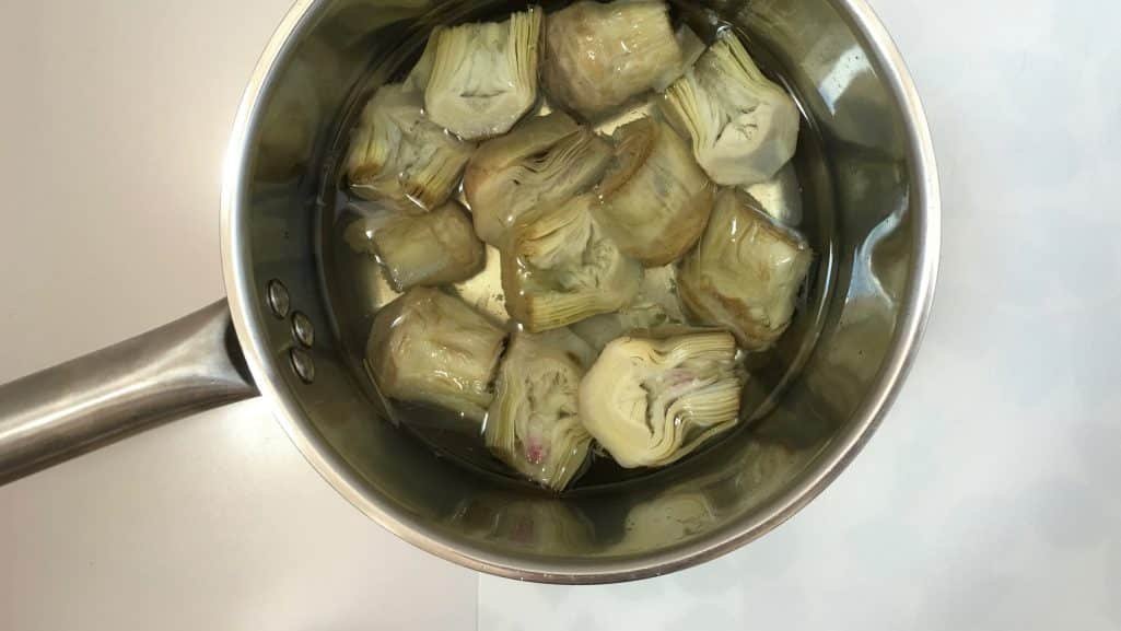 Looking for a yummy appetizer bite or a super savory side dish? You will just adore these fried artichokes in homemade cilantro mayo!