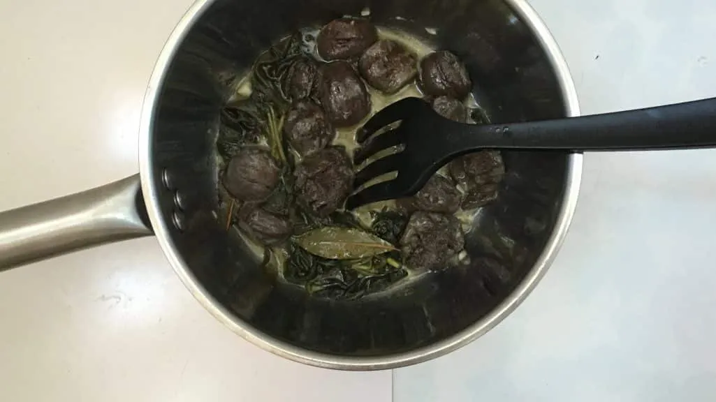 Three gizzard recipes for you: green bean salad with gizzards, homemade gizzard rillettes and a delicious gizzard and lentil soup!