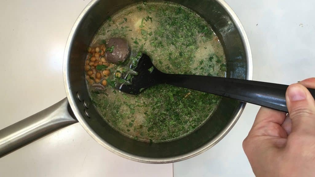 Three gizzard recipes for you: green bean salad with gizzards, homemade gizzard rillettes and a delicious gizzard and lentil soup!