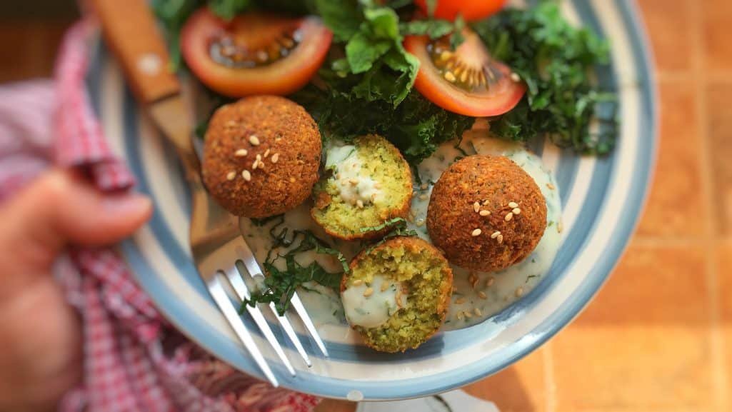 Falafels are my favorite vegetarian food and they are so easy to make at home! Here's the best homemade falafel recipe you will ever make, I swear!