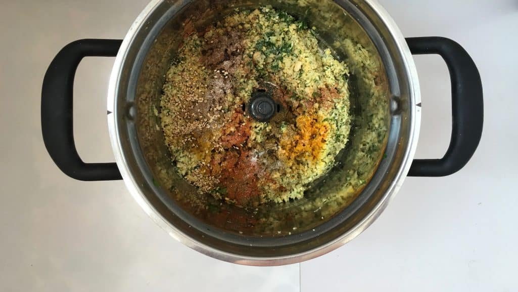 Falafels are my favorite vegetarian food and they are so easy to make at home! Here's the best homemade falafel recipe you will ever make, I swear!