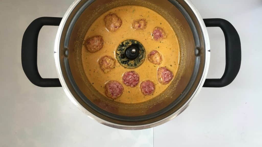 What's on the menu for dinner tonight? Let's make a creamy masala meatball curry using a bunch of fresh homemade masala paste!