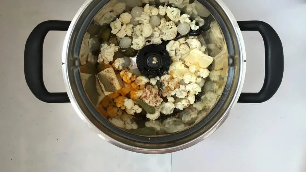 Can you make piccalilly in 30 minutes? Absolutely! Check out my homemade piccalilly recipe... Quick and easy pickles for pork roast or cheddar cheese!