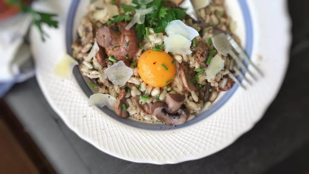 A scrumptious shiitake risotto with soy sauce, parmesan cheese, fresh chives and an egg yolk... And more about my cooking class in Shanghai!