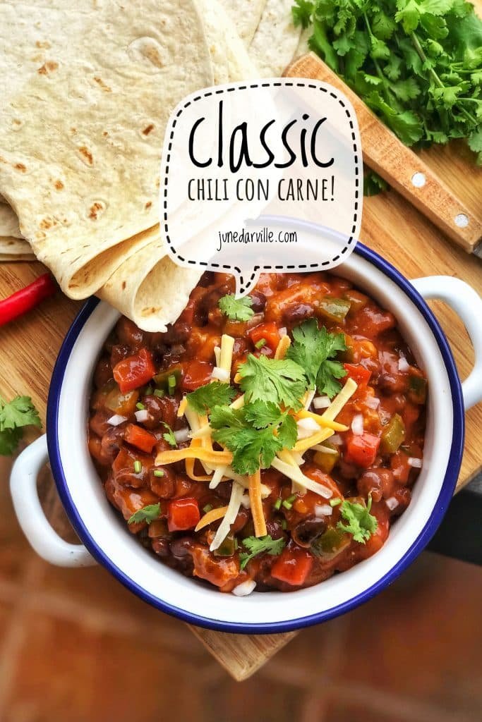 Home My chili con carne recipe with minced beef, canned tomatoes, cumin, dried chilli, black beans and bell pepper... Just the basic ingredients!