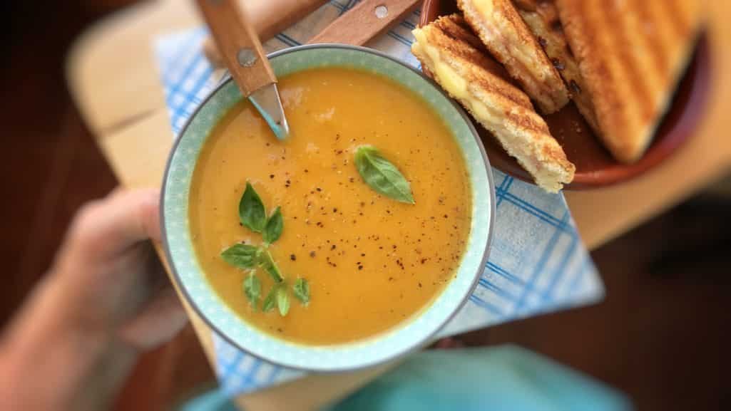 Silky smooth carrot pumpkin soup spiced with cloves and cinnamon, served with crunchy toasted ham sandwiches... perfection!