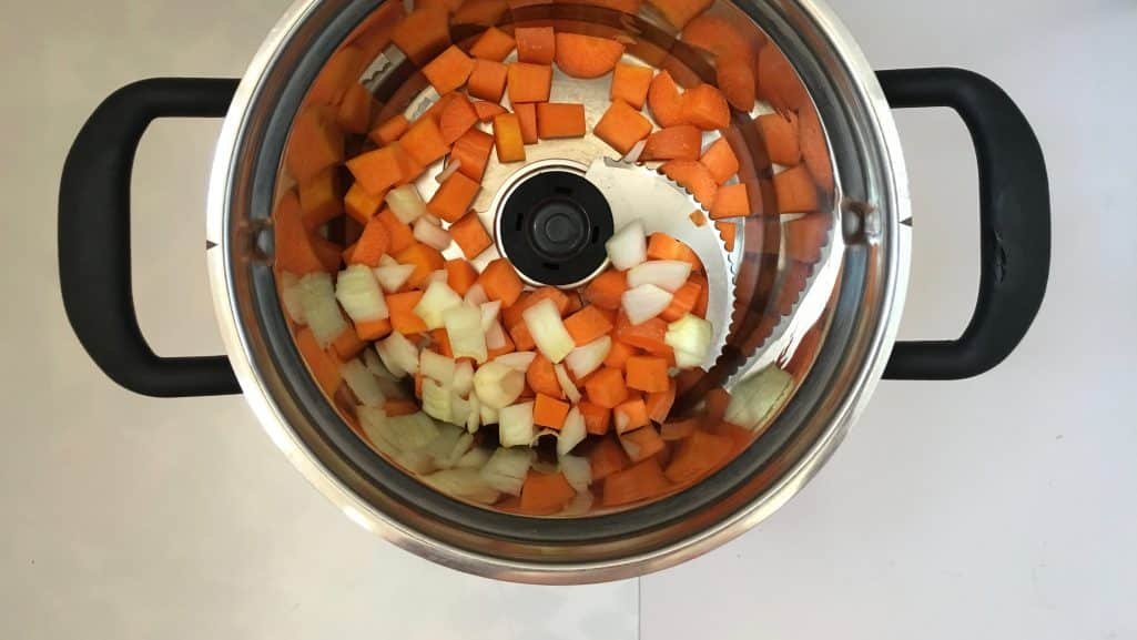 Silky smooth carrot pumpkin soup spiced with cloves and cinnamon, served with crunchy toasted ham sandwiches... perfection!