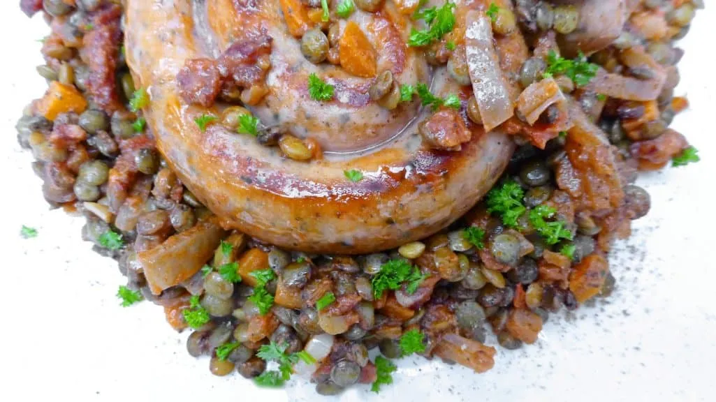 Try this French petit sale aux lentilles, a classic lentil stew with bits of salted pork! French traditional cuisine at its best...