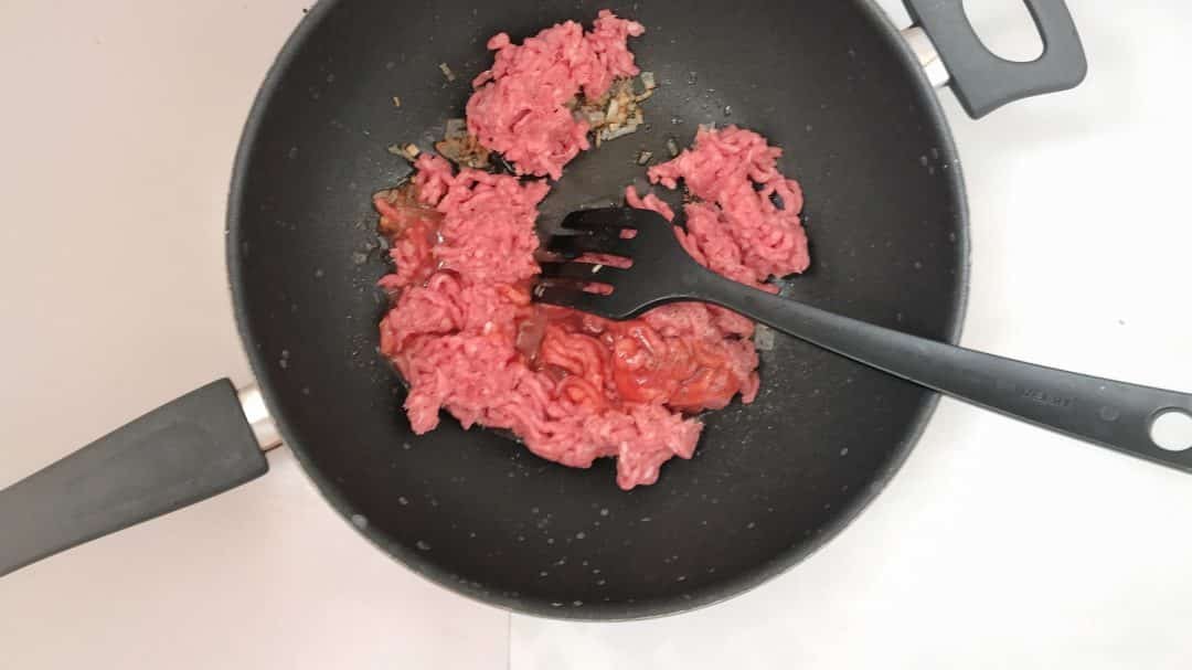 Do you like stuffed peppers? Then check out this next post: 4 stuffed pepper recipe with ground beef, rice, goat cheese and quinoa!
