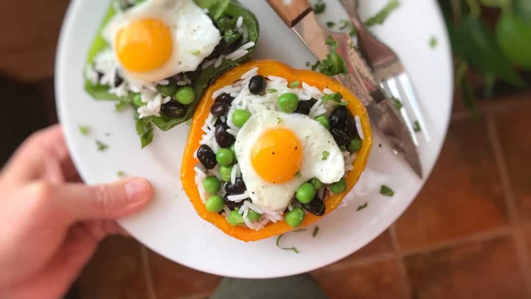 Do you like stuffed peppers? Then check out this next post: 4 stuffed pepper recipe with ground beef, rice, goat cheese and quinoa!