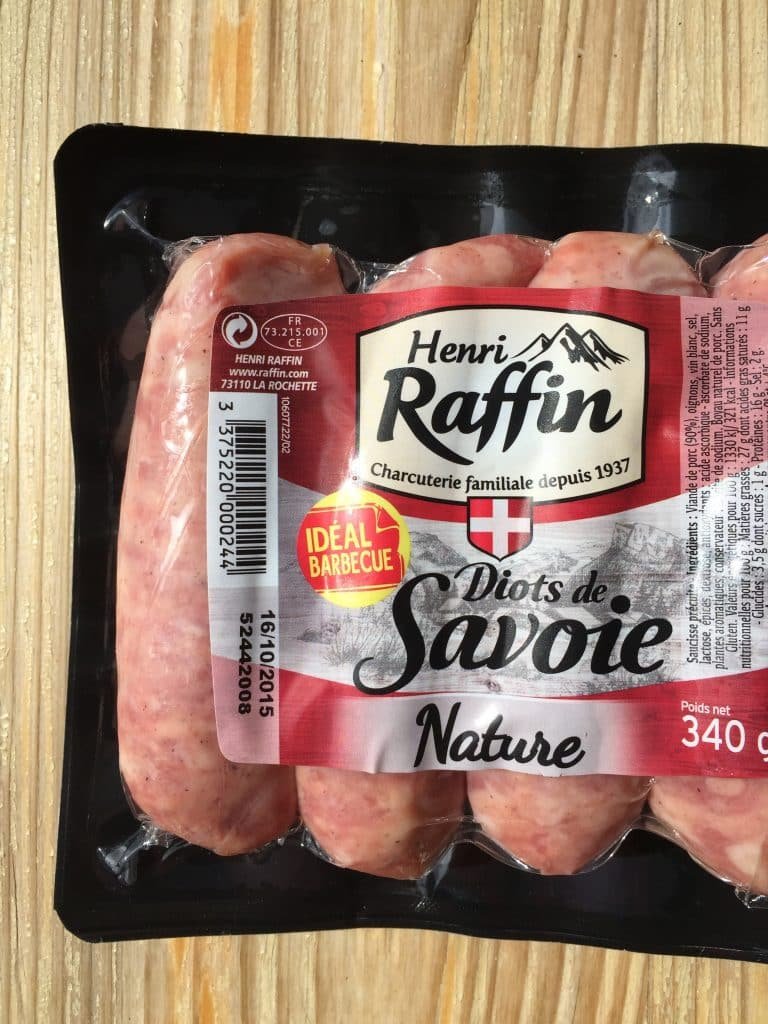 Classic Savoie diots nutmeg sausages in onion sauce! And more about reblochon cheese... I love French Alps food and mountain dishes...