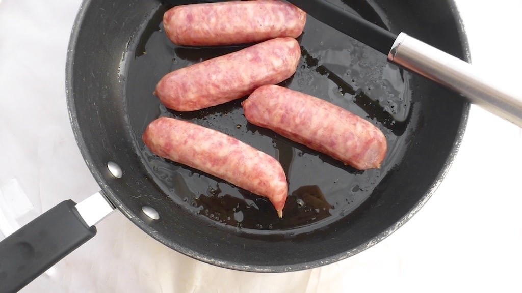 Classic Savoie diots nutmeg sausages in onion sauce! And more about reblochon cheese... I love French Alps food and mountain dishes...